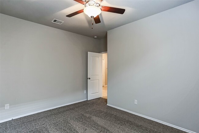 Building Photo - 23822 Piedmont Forest Dr