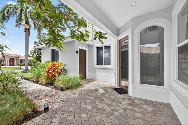 Building Photo - 11587 Manatee Bay Ln