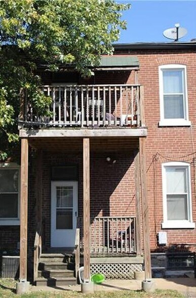 Building Photo - 2814 Saint Vincent Ave