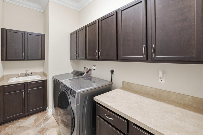 Building Photo - 2106 Belcara Court