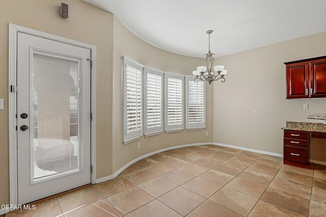 Building Photo - 6398 Franklin Summit Drive