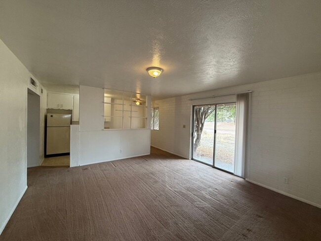 Building Photo - Reduced!! One bedroom in Rimrock contact Property Pros Property Management
