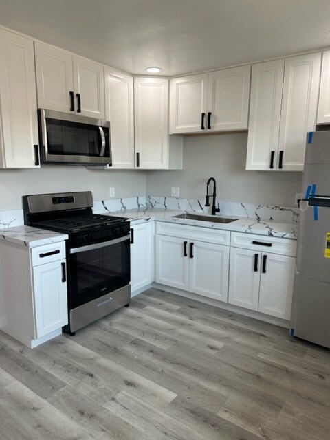 Building Photo - 610 7th St