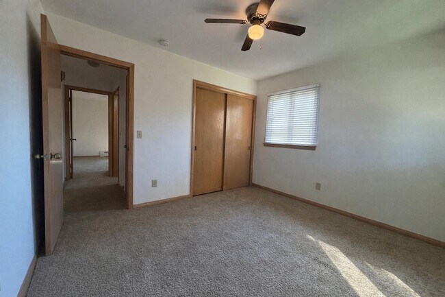 Building Photo - 2406 Fremont Ave