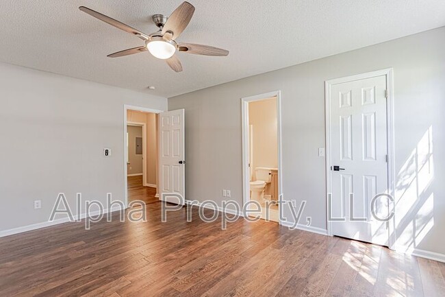 Building Photo - 20 Fairhope Ln
