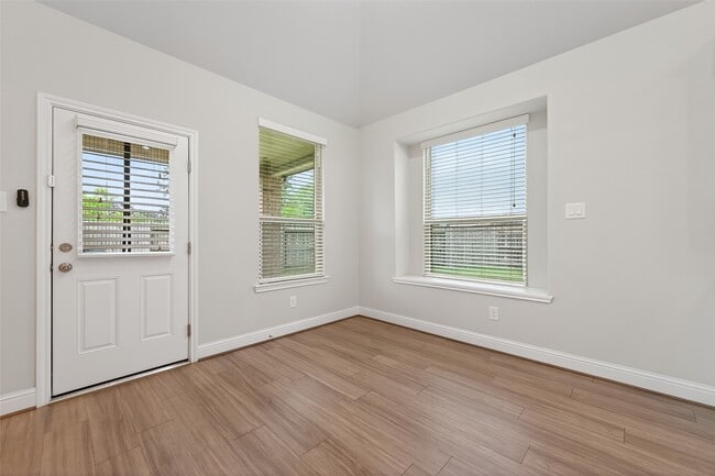 Building Photo - 9914 Deborah Colony Ln