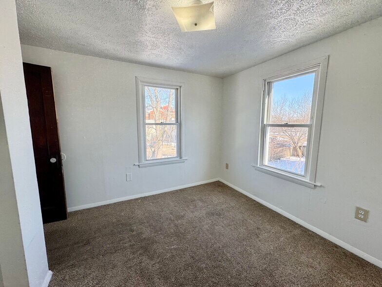 Building Photo - 2709 Abbott Pl NW