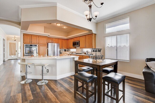 Building Photo - QUALITY FULLY FURNISHED SEVEN HILLS HOME WITH A PRIVATE POOL AND SPA