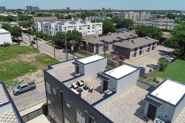 Building Photo - 1423 N Carroll Ave