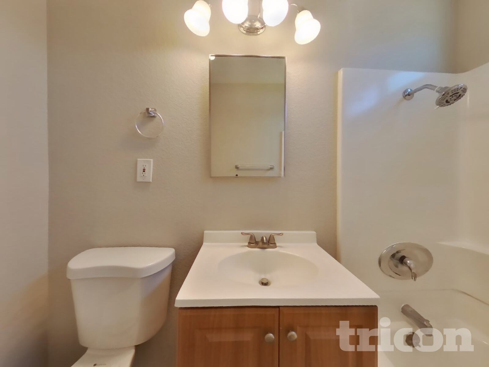 Building Photo - 3290 Conejo Dr