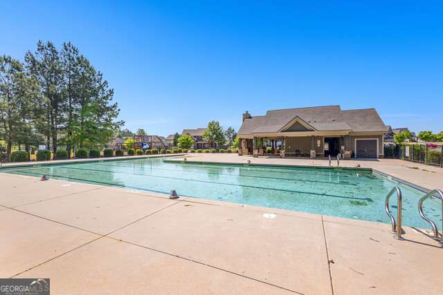 Building Photo - 517 Lago Ct