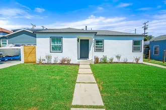 Building Photo - 3924 Tuller Ave