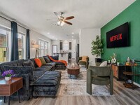 Building Photo - 5038 Azalea Trace Dr