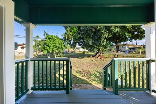 Building Photo - Newly Renovated Waialua Home on 1 Acre w/ Mountain Views – Pets Welcome