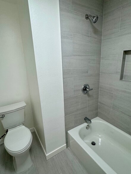 a bath/shower room in the 2nd bedroom - 4633 Marine Ave