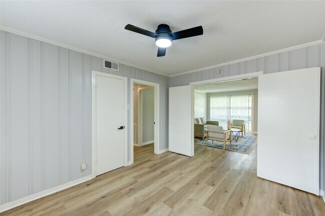 Building Photo - 3402 Gannett St