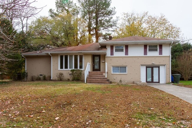 Building Photo - Call Sabrina Thomas at 757-767-0767 for more information