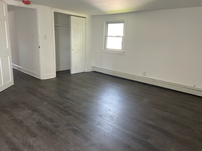 Building Photo - 234 Fisher Ave