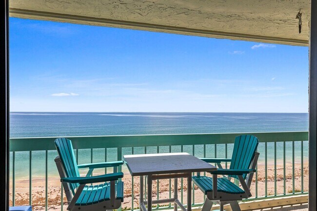 Building Photo - 9940 S Ocean Dr