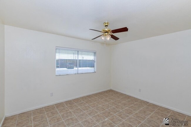 Building Photo - 1314 E 23rd Pl