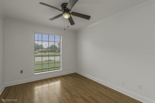 Building Photo - 3533 Hastings Pl