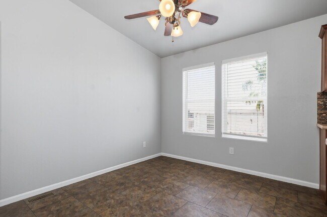 Building Photo - "Spacious 4-Bedroom Oasis with 2 Full Baths on Mount Rainier Ave, Las Vegas – Your Perfect Retrea...