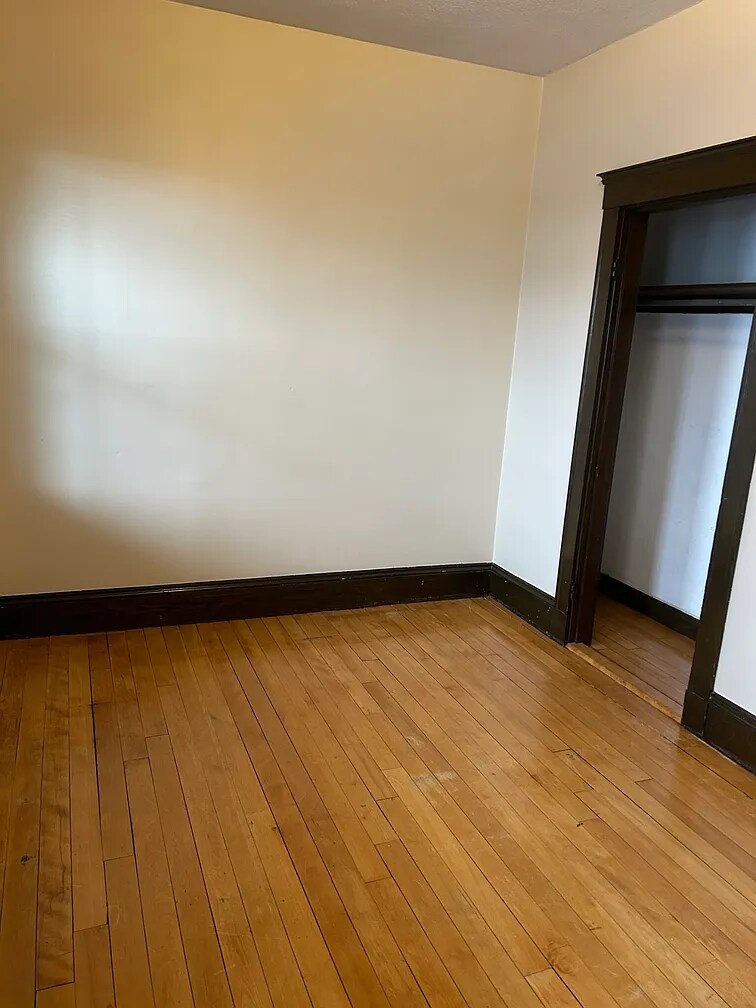 Building Photo - 61 Frederick Ave