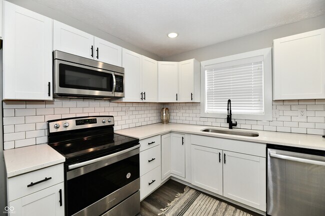 Building Photo - 1929 Prospect St