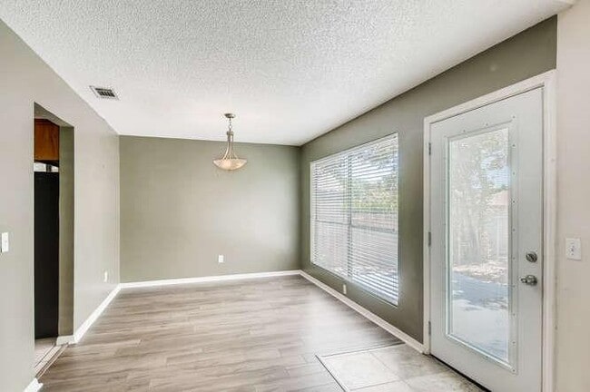 Building Photo - 2201 Warfield Way