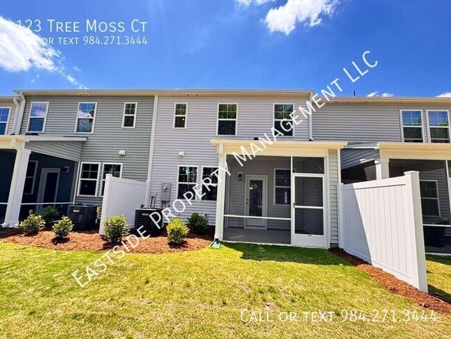 Building Photo - 123 Tree Moss Ct