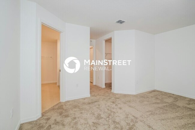 Building Photo - 4 Bedroom Pet-Friendly Home in Mascotte, F...