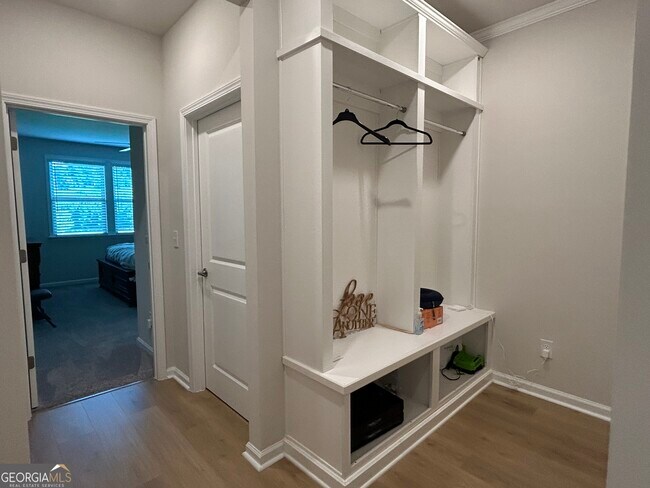 Building Photo - 8525 Tennyson Trce