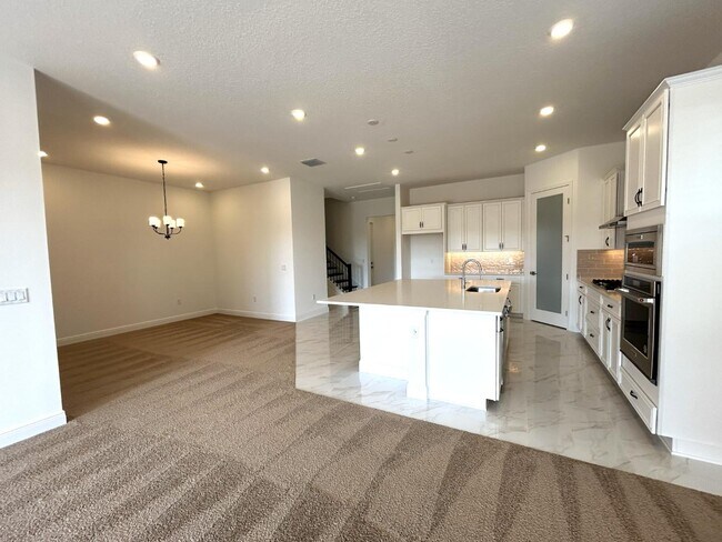 Building Photo - 16017 Volterra Point