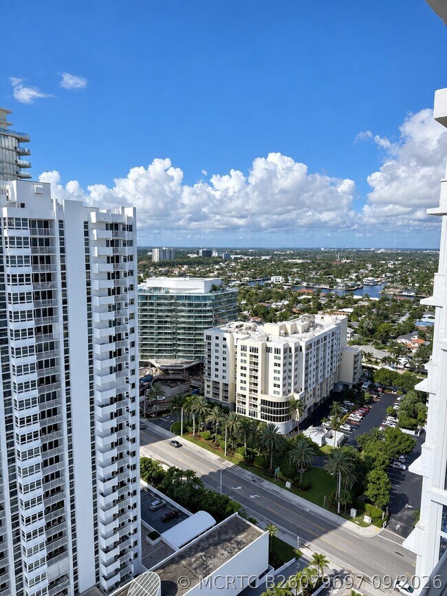 Building Photo - 1360 S Ocean Blvd