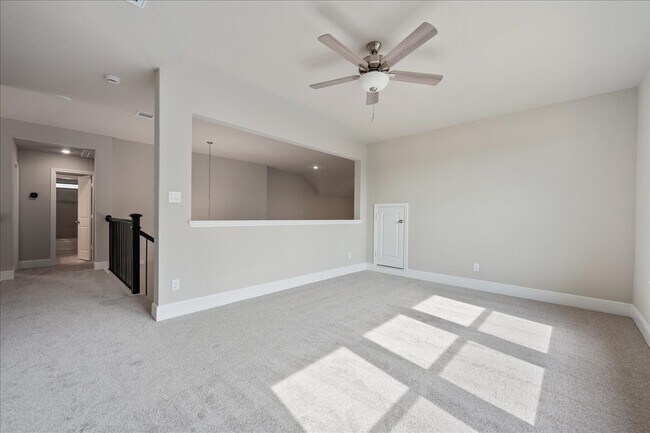 Building Photo - 7523 Mariposa Wy