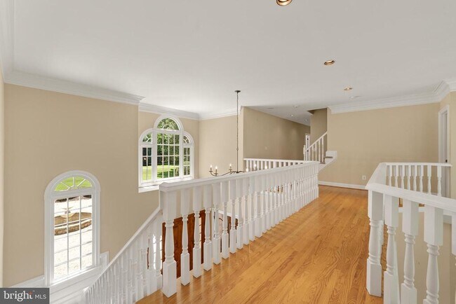 Building Photo - 532 Springvale Rd
