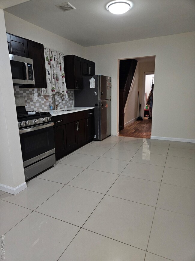 Building Photo - 116-49 147th St