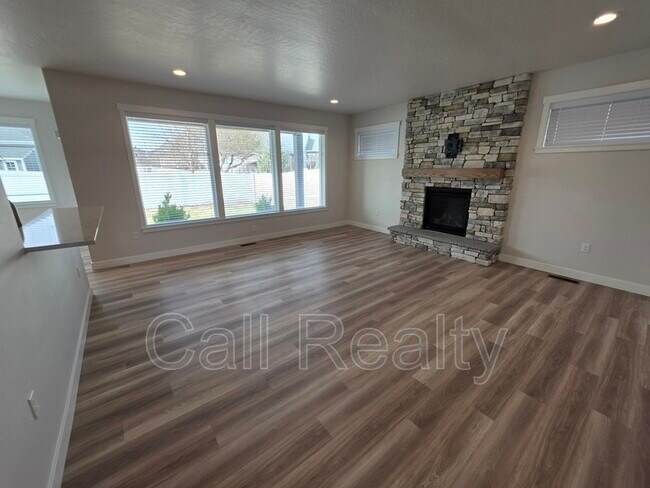 Building Photo - 8117 N Austin Rd