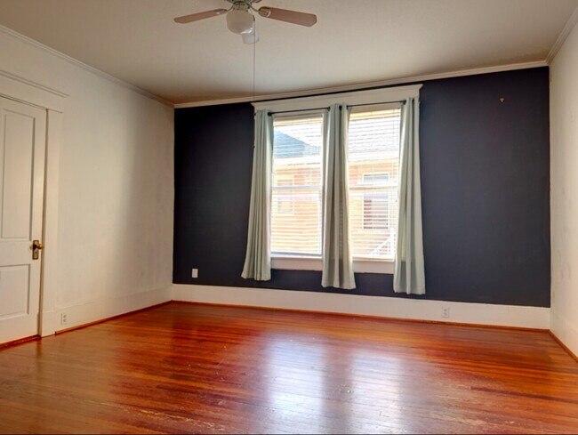 Building Photo - Apartments at Munger Place