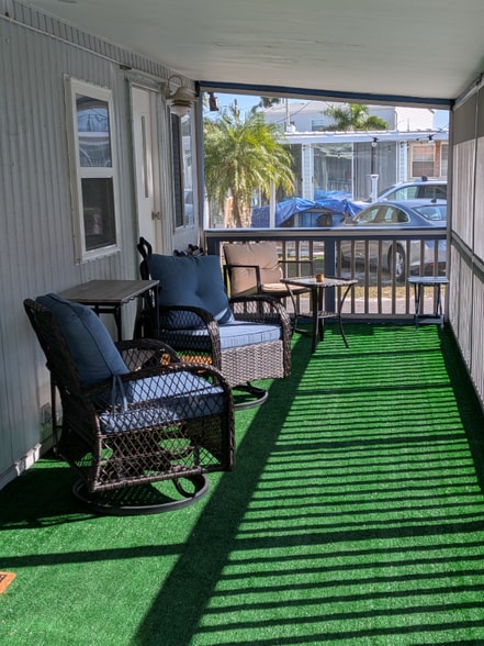 Building Photo - 2601 Gulf Dr N