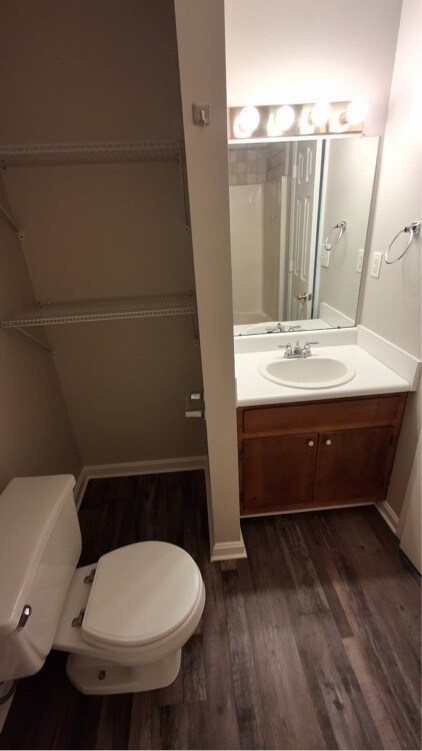Building Photo - 205 Buffalo Creek Dr
