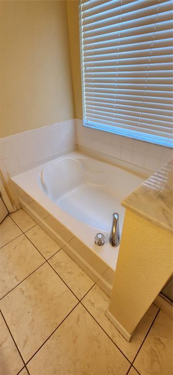 Building Photo - 12850 Oulton Cir