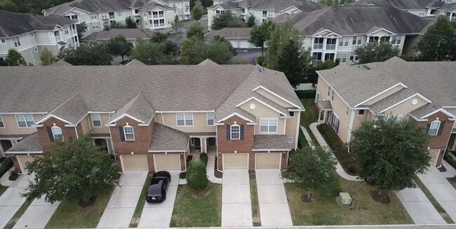 Primary Photo - 4213 Highwood Dr