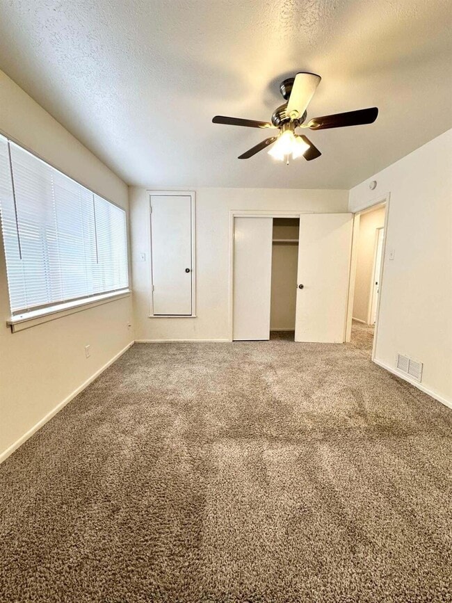 Building Photo - 1303 65th St