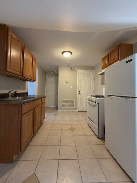 Building Photo - 49 Haledon Ave