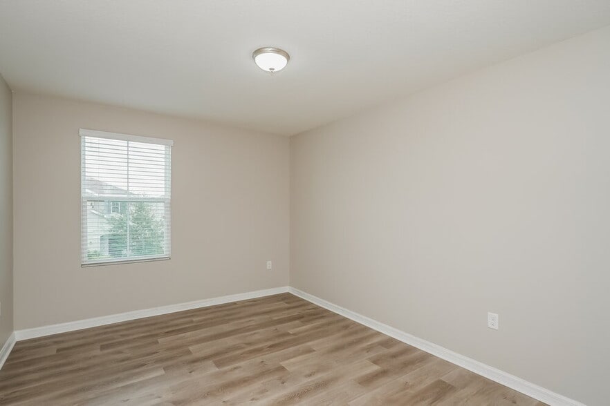 Building Photo - 10145 Geese Trail Cir