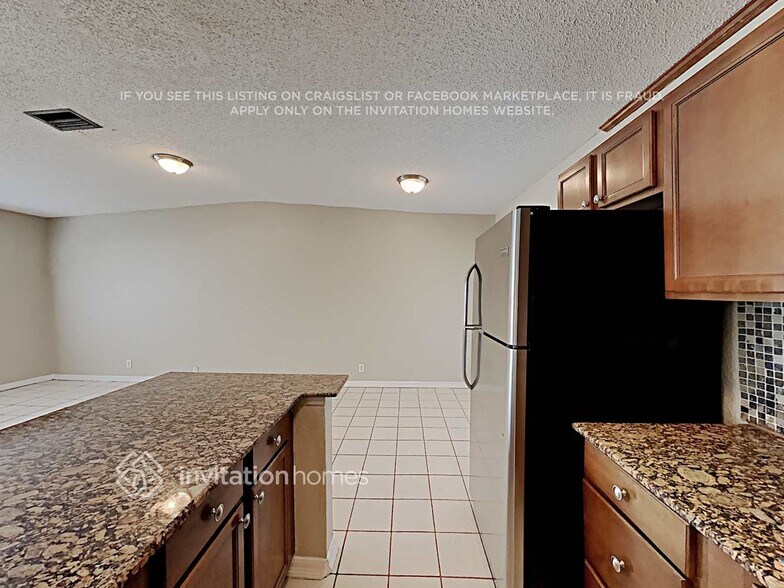 Building Photo - 319 SW 76th Terrace