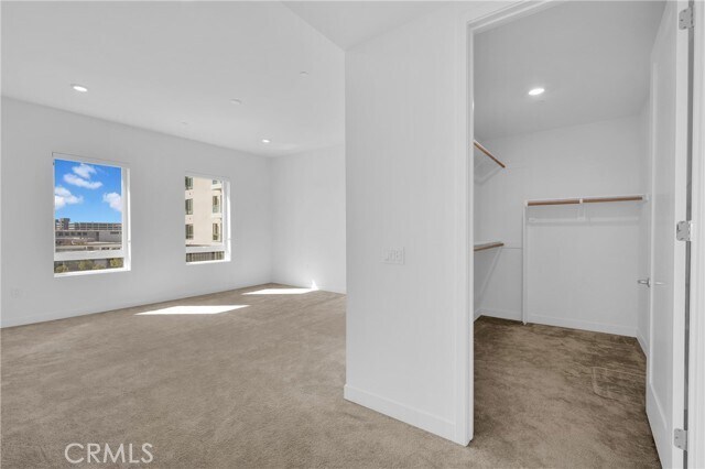 Building Photo - 3415 Rivington