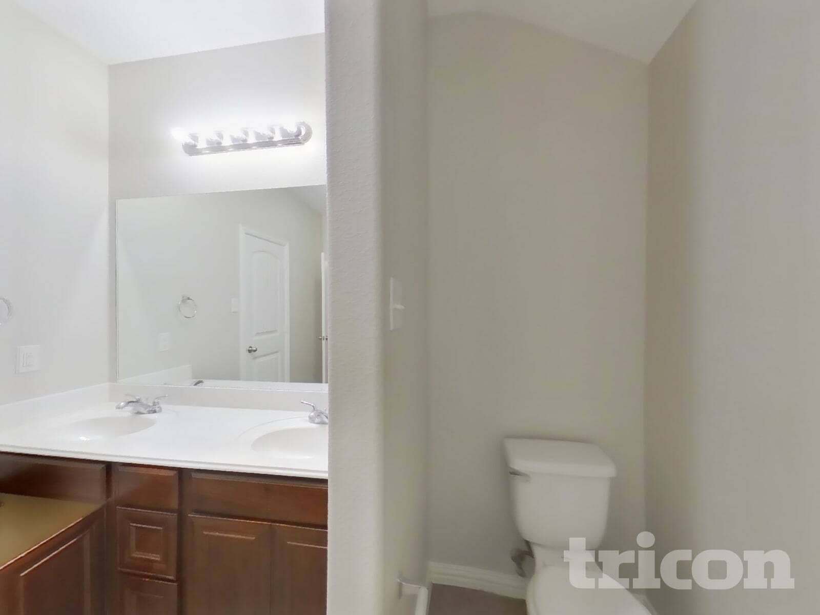 Building Photo - 12220 Hunters Crossing Ln