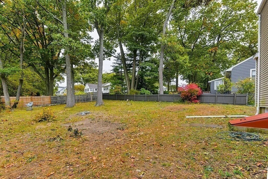 Building Photo - 14 Grassmere Rd